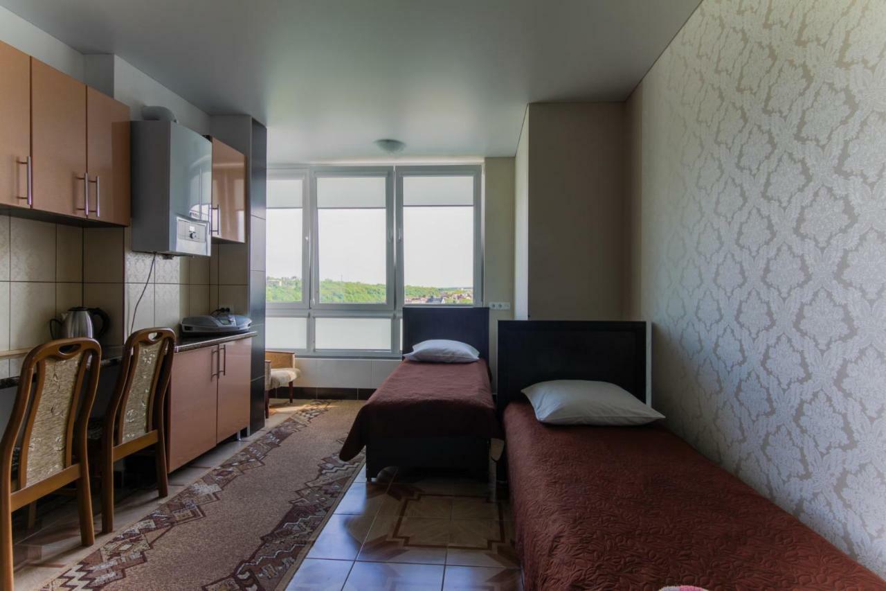 Rooms With Fortetsya View 2 Каменец-Подольский Экстерьер фото